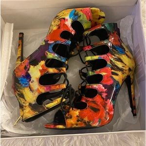 Size 9 multi-colored open toe Steve Madden heels